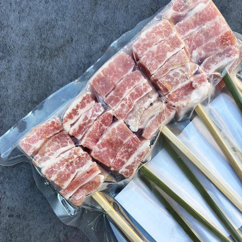 新品爆汁板松肉串日式烧鸟五花肉串猪颈肉烧烤油炸食材猪肉串烤肉