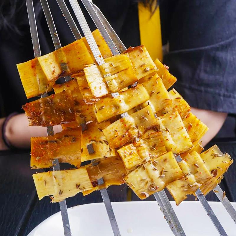 新品铁签牛板筋串商用冷冻牛肉厚切牛筋大串牛杂火锅串串烧烤食材