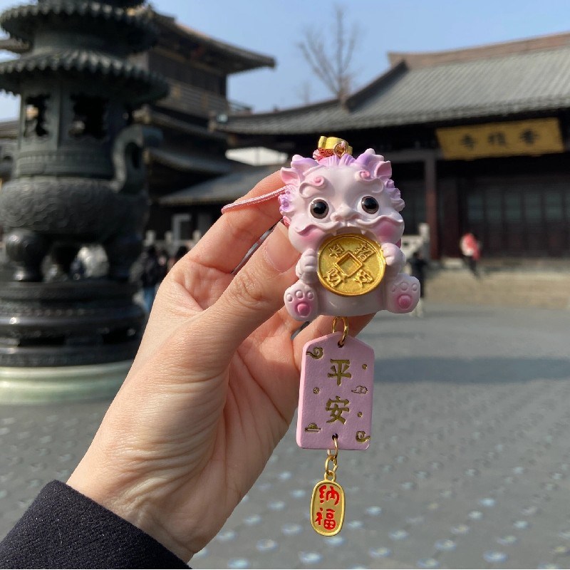 卡通貔貅车挂件高档龙年2024z新款汽车内饰可爱新年保平安汽车装