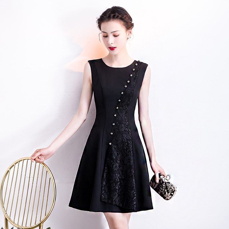 小个子晚礼服女宴会气质平时可穿法式轻奢小众高端主持短款黑色裙