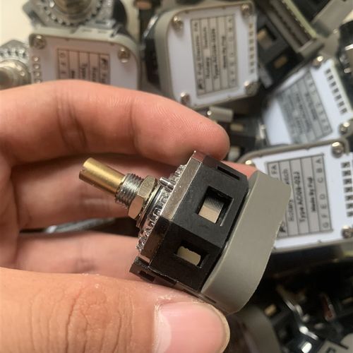 富士fuji波段开关00N01N01J02N02J03N03J04N赛扬法那科滨捷哲宏