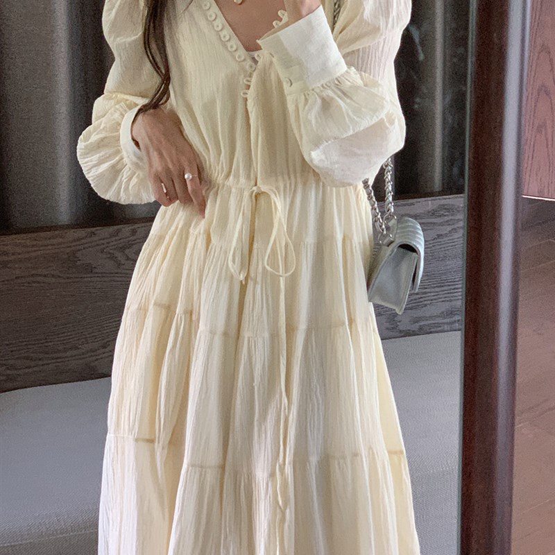 2023春装孕妇法式气质v领长袖连衣裙孕妈显瘦高级感褶皱系带长裙