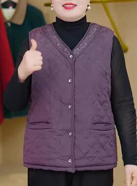 加大码胖奶奶内搭马夹老太太冬装加厚背心坎肩妈T妈装上衣内搭马
