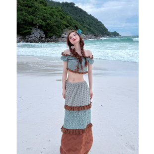 脊枝cidhiidhi2025ss原创度假穿搭拼接碎花面料撞色花边上衣半裙