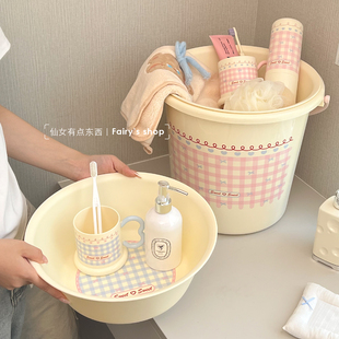 高颜值洗脸盆子学生宿舍女生可爱洗漱套装耐用加厚款水桶洗澡用品