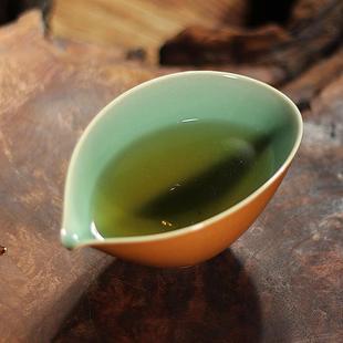 龙泉青瓷釉公道杯陶瓷分茶器中式 手工款 家用简约茶海茶具配件匀杯