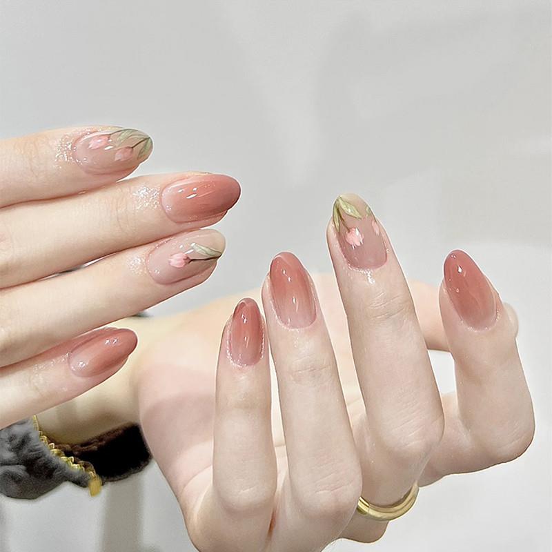 春夏新款浪漫郁金香美甲温柔显白水蜜桃渐变手工定制穿戴甲可拆卸