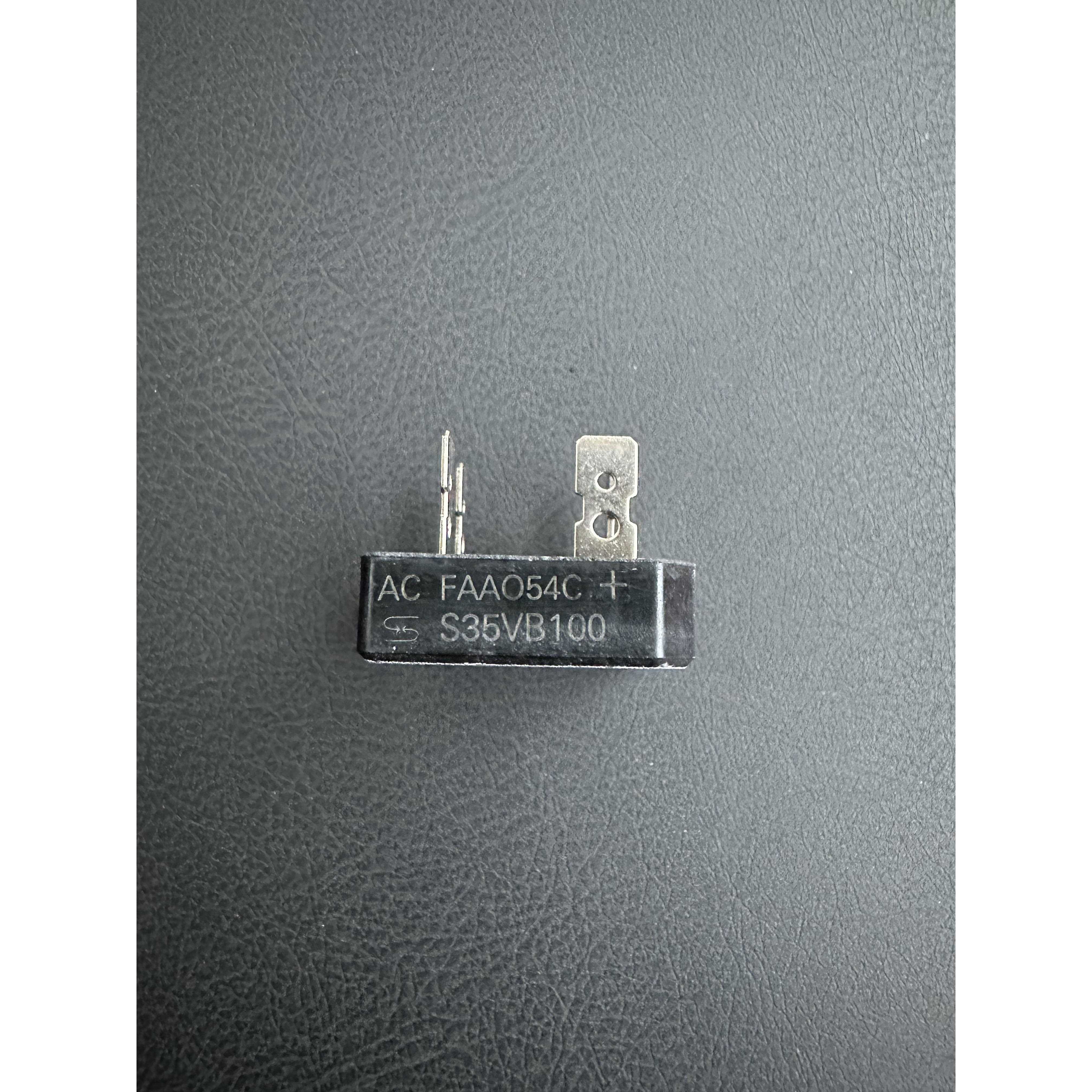 希尔S35VB100整流桥 带散热器 35A1000V 店铺配件满100元包邮