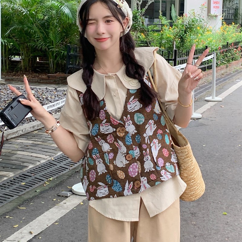 大码女装胖妹妹复古提花马甲宽松显瘦叠穿短袖衬衫拼接裤子三件套