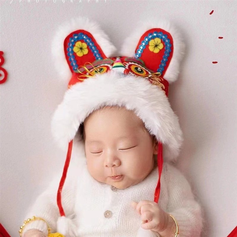 新生儿拍照服装龙l宝宝满月照百天照拍照服装影楼新年主题拍摄道