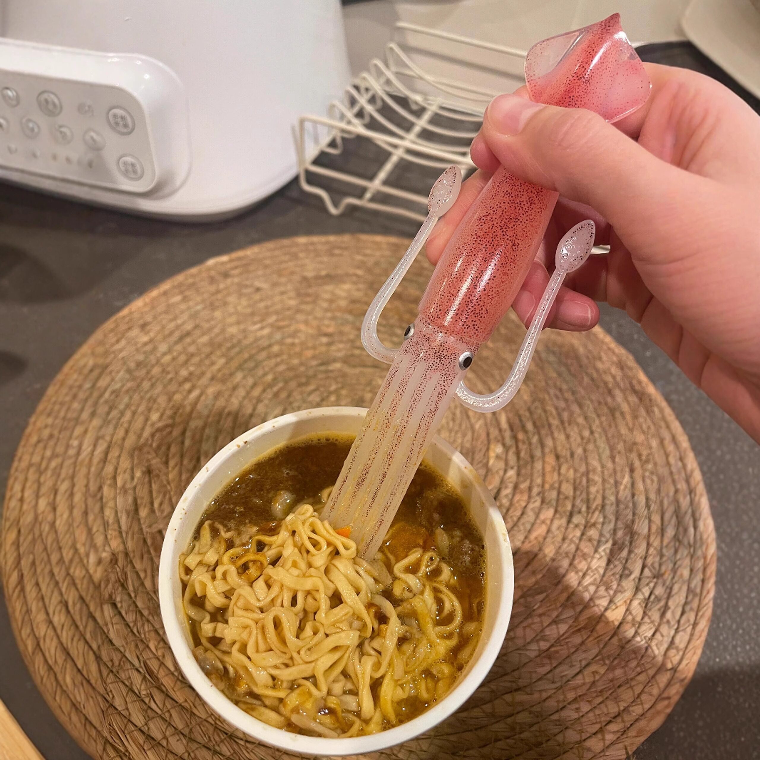 日清章鱼鱿鱼乌贼泡面叉子创意搞怪可爱餐具送朋友礼物搅拌大号勺