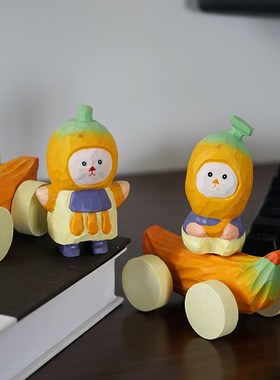 香蕉车娃娃手工木雕小公仔爱木质雕刻治愈系卡通书桌装饰品