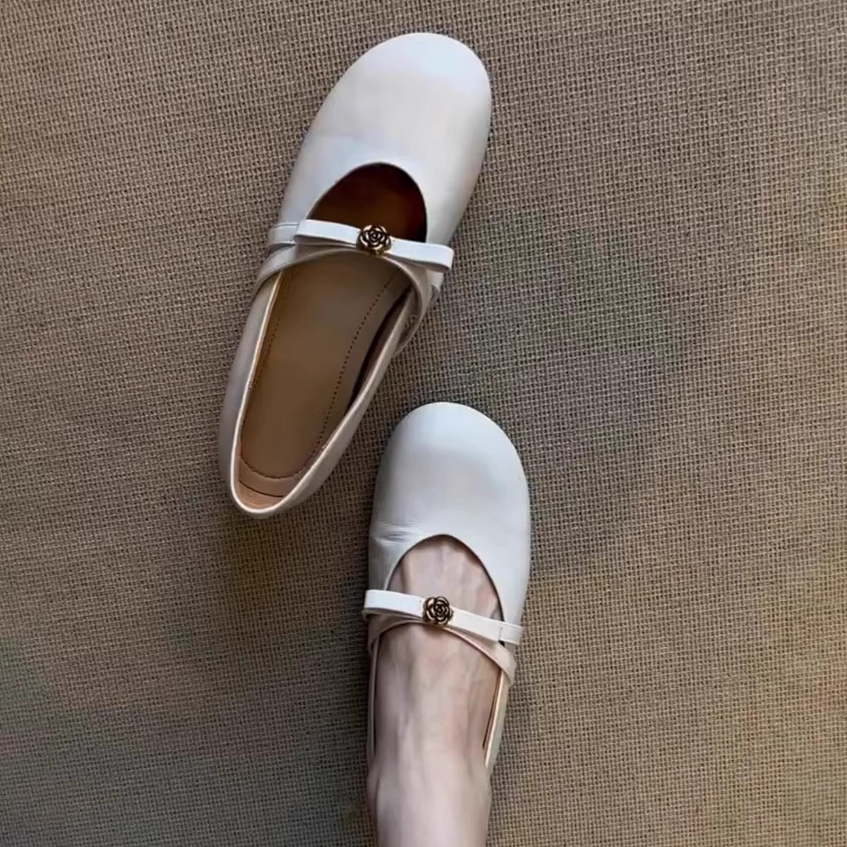 法式复古真皮平底单鞋