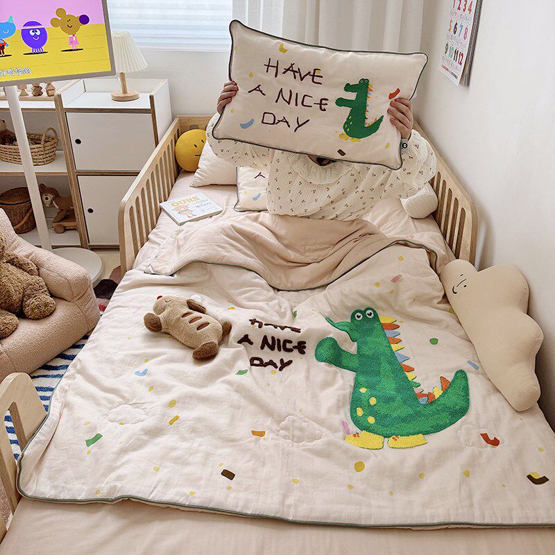 A类卡通刺c绣恐龙婴儿双层纱夏凉被儿童幼儿园薄款空调小被子