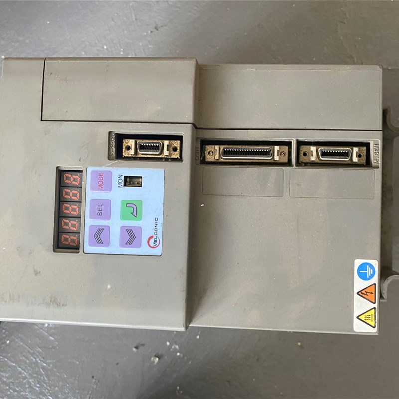 东荣 伺服驱动器 VLAST-050P3V-XX测试包好T质量保证大量现货