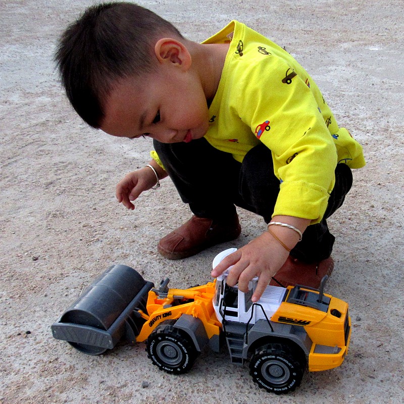 压路机玩具车大号惯性工程车儿童男孩礼物K挖掘机模型益智幼儿勾