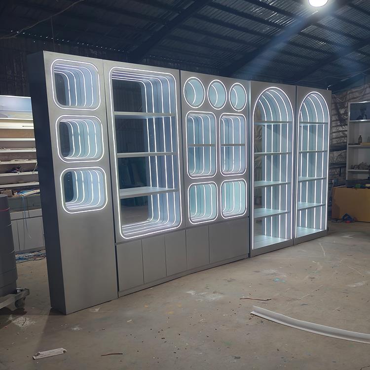 定制整店玩具店货架游乐园商场潮玩店手办模型展柜高精品店展示架