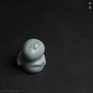 茶桌氛围感小摆件家居复古陶瓷兔子 望月兔 精品汝窑开片茶宠