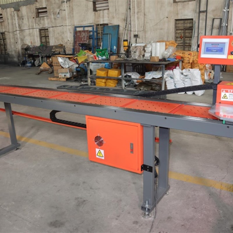 数控送料架自动定位架压线数显卡尺伺服触摸屏铝材放料架托料架