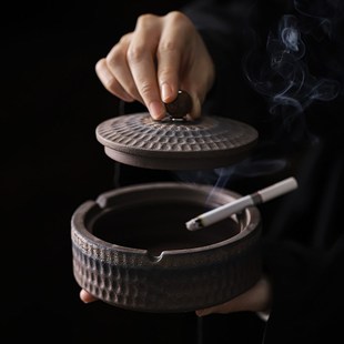 复古风带盖子摆件个性 烟灰缸陶瓷防风圆形粗陶日式 客厅家用礼品