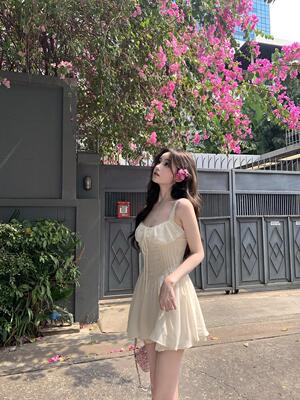 你的懒懒llan 夏日热y恋 双色收腰气质显瘦洋装女士