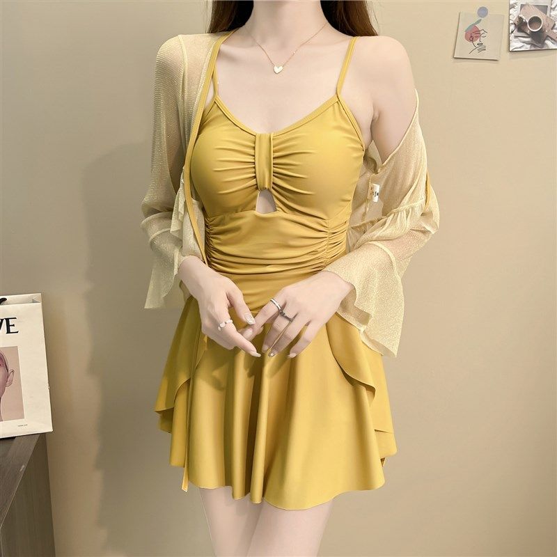 泳衣女2025新款连体长袖带罩衫两件套遮肚显瘦保守V高级感温泉泳