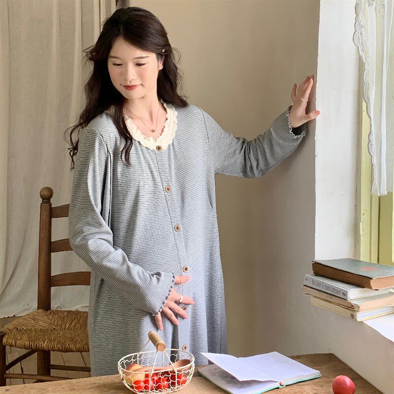 秋款孕妇睡裙家居裙月子服磨毛绒带胸垫长袖宽松W中长款待产服