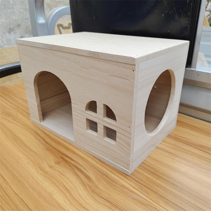 窗户仓鼠金丝熊兔子木窝