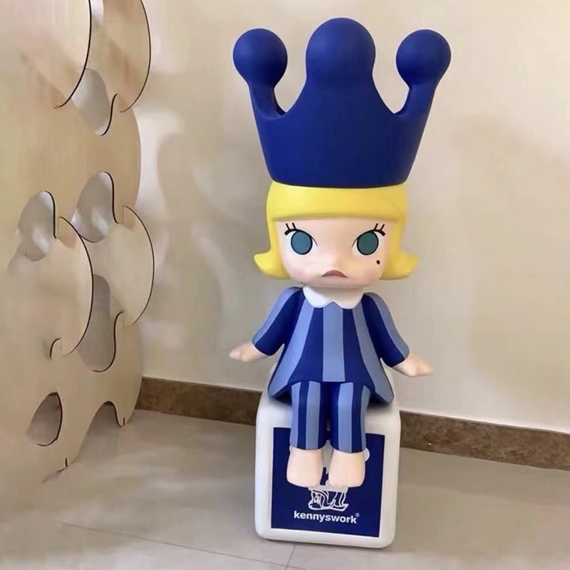 M茉olly莉公主大潮玩手办落地摆件网红家居客厅电视柜装饰沙发旁