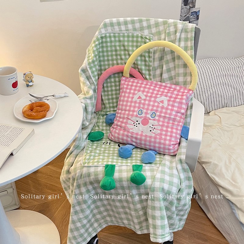 可爱吊脚抱枕毯子二合一被子两用沙发客厅学生午睡保暖便携抱枕被