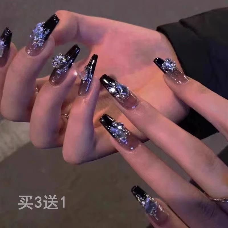 美甲穿戴甲短款2025新年款指甲贴片甲片高级感小众显白穿戴式秋冬