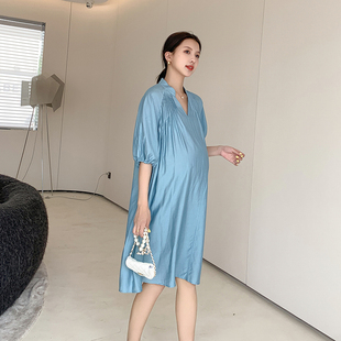 孕妇夏装连衣裙大码孕晚期孕妇装夏款2023新款夏季v领职业装裙子