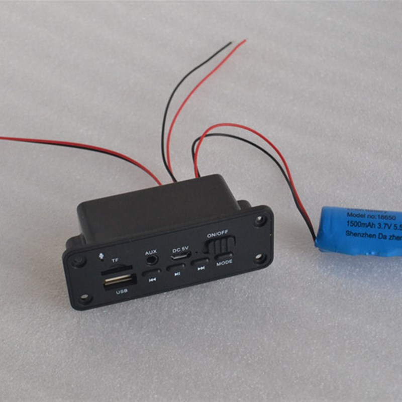 热卖5v充电迷你蓝牙功放板3.7伏蓝牙解码板可插卡U盘AUX 通话5w10