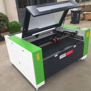 木工机械激光切割机拼图拼画木板木制品切割机雪弗板密度板切割机