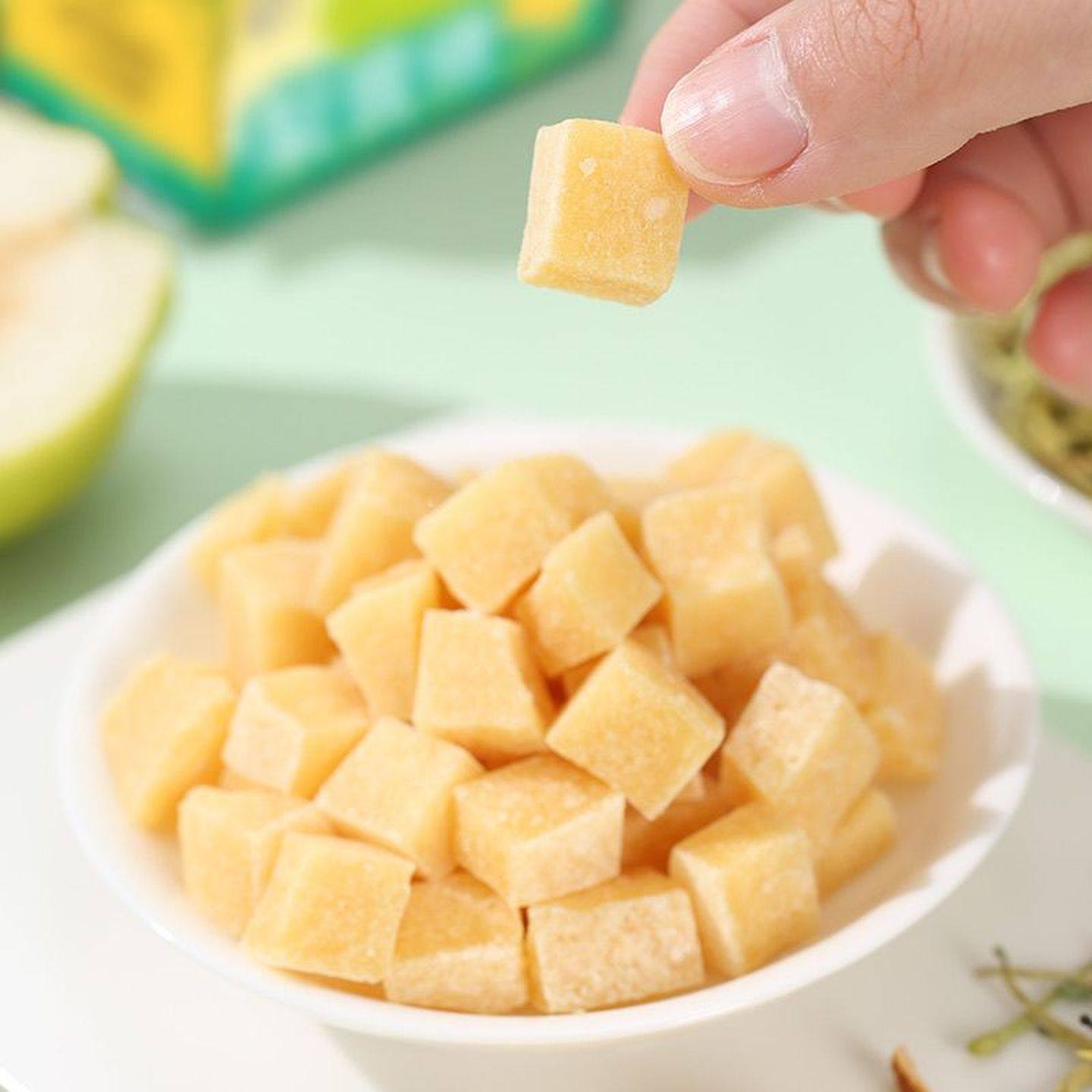 梨膏糖铁盒梨纯手古方熬制铁罐装香梨草本糖果休闲零食糖果,零食/坚果/特产,软糖/果味糖/凝胶糖果,淘宝优惠券,粉丝福利购,淘宝优惠卷