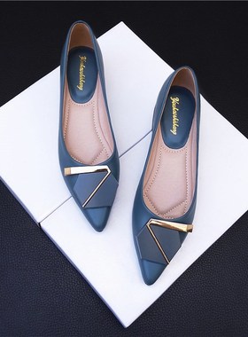 粗跟单鞋女尖头2022秋新款法式平底鞋百搭软底气质瓢鞋黑色工作鞋