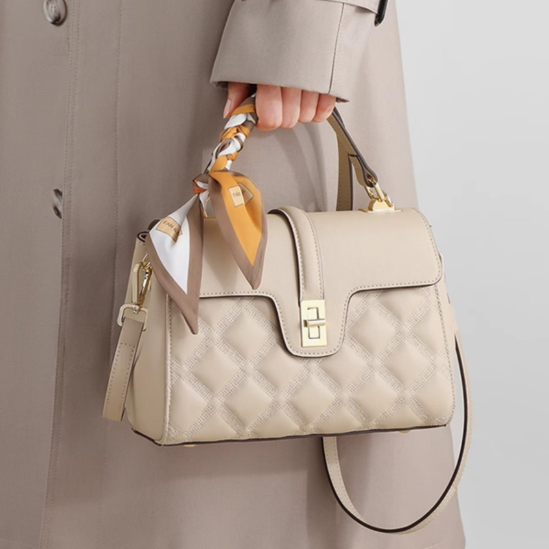 教师节生日礼物中秋适合送女士女人老婆妈妈的实用包包40高档50岁