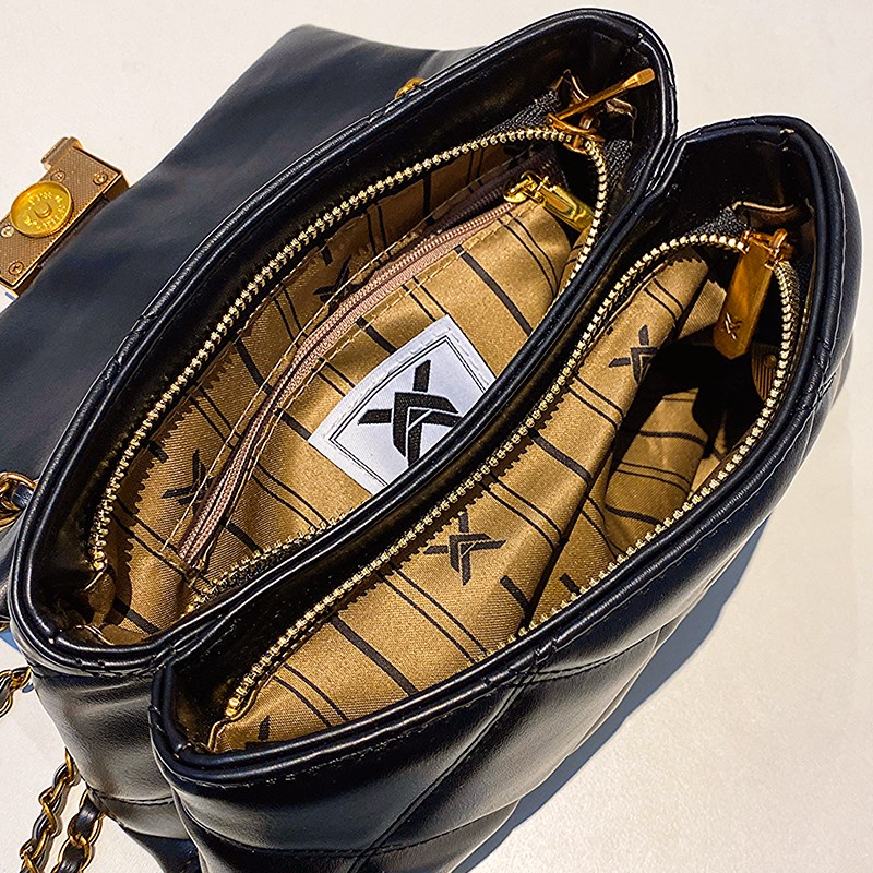 高级感爆款小众包包女士2023新款潮时尚单肩链条包百搭斜挎小方包