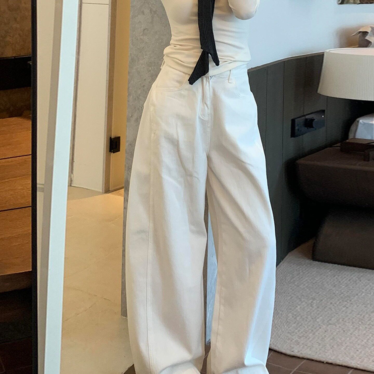 白色弯刀牛仔裤女2026春新款小众设计感高腰显瘦宽松休闲阔腿裤子