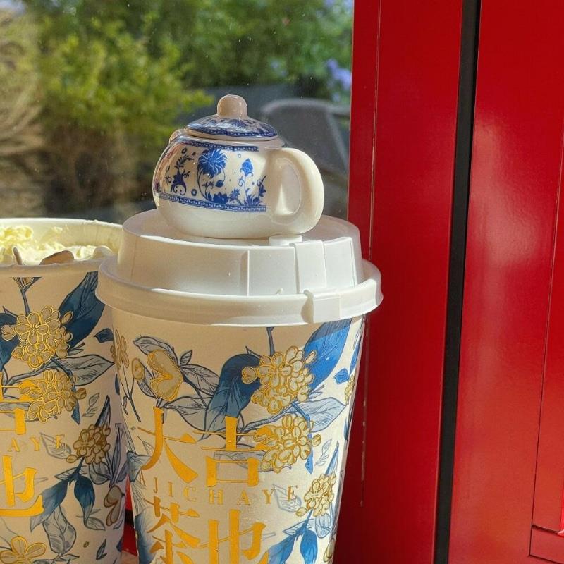 精品可养迷你青花瓷小茶壶国潮奶茶杯配饰创意搞怪茶壶茶宠摆件