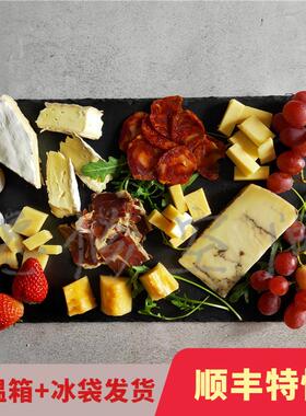 奶酪拼盘一站齐。布里埃曼塔AOP松露佩科里诺蒙塔纳香肠火腿蜂蜜