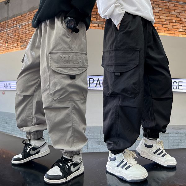 新款风帅痞帅气时髦男童裤子春秋款潮男孩2025儿童工装裤春装