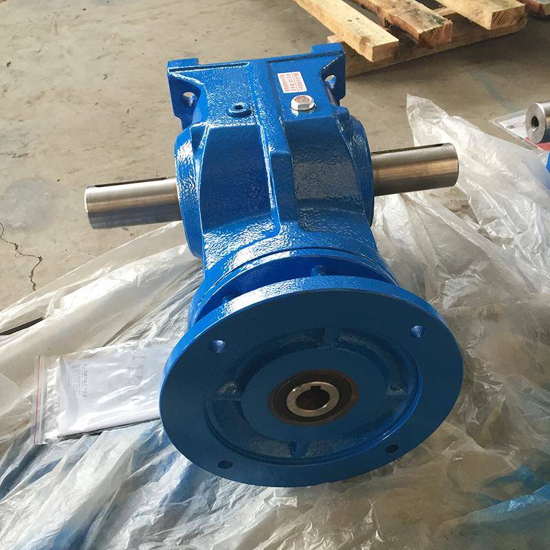 斜齿轮减速机卧式同轴硬齿面双出轴减速机机械及行业设备