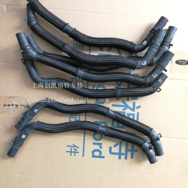福克斯水管 节温器水管致胜冷却水 发动机水管福克斯进气歧管水管