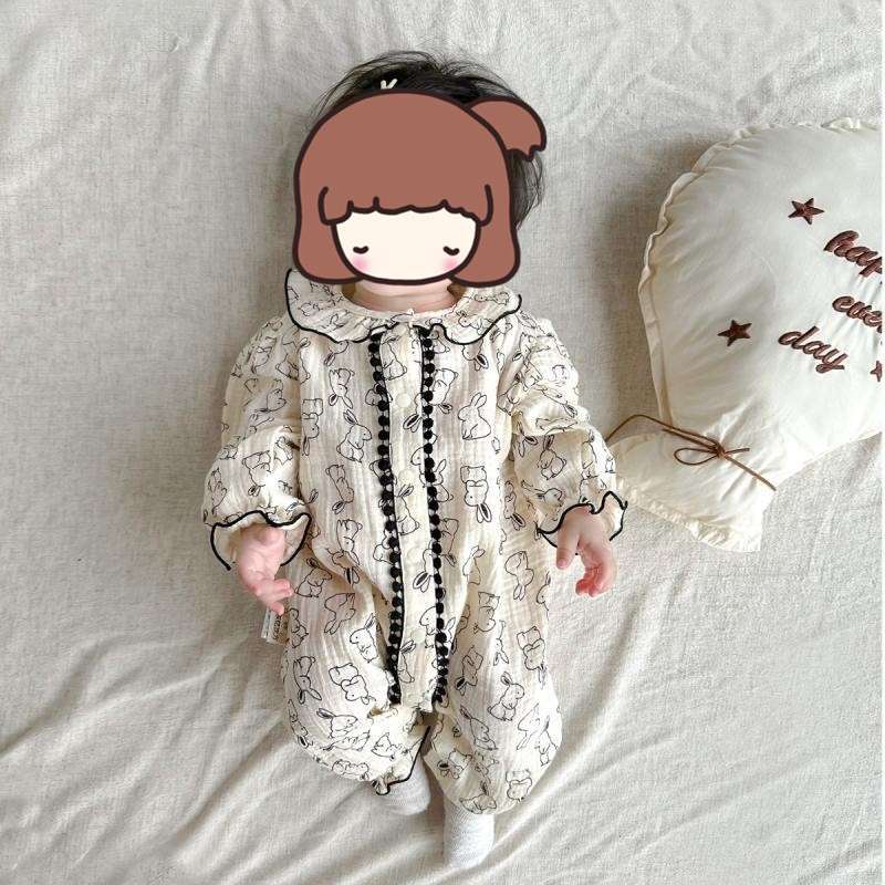 婴儿春秋装女宝连体衣满月百天公主外套秋季超萌甜美外出哈衣爬服
