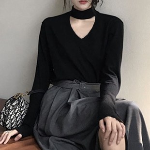 超好看的挂脖针织衫黑色内搭毛衣时髦时尚洋气打底衫女秋冬高级感