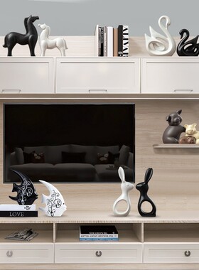 轻奢摆件家居饰品客厅创意小摆件工艺品酒柜电视柜装饰品欧式礼物