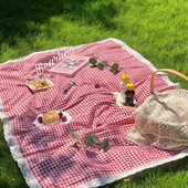 草地野餐垫防潮垫加厚户外春游装 备便携露营地野炊防水可折叠地垫