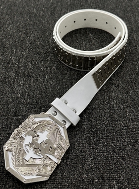 Soul Mates白银战马金属表盘腰带质感白色重工设计感穿搭配饰皮带