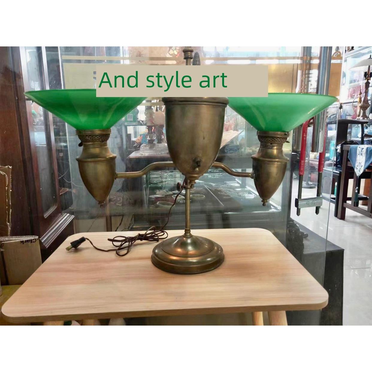 老上海双头铜台灯 绿色玻璃灯罩 怀旧精美装饰台灯 2023093